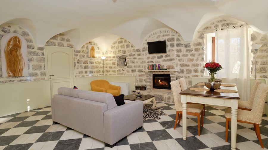 Zebra Hotel