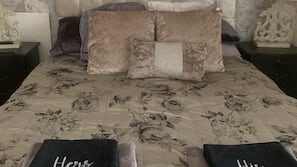 Premium bedding, individually decorated, individually furnished, desk