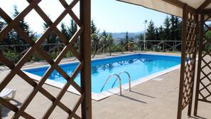 Piscina stagionale all'aperto