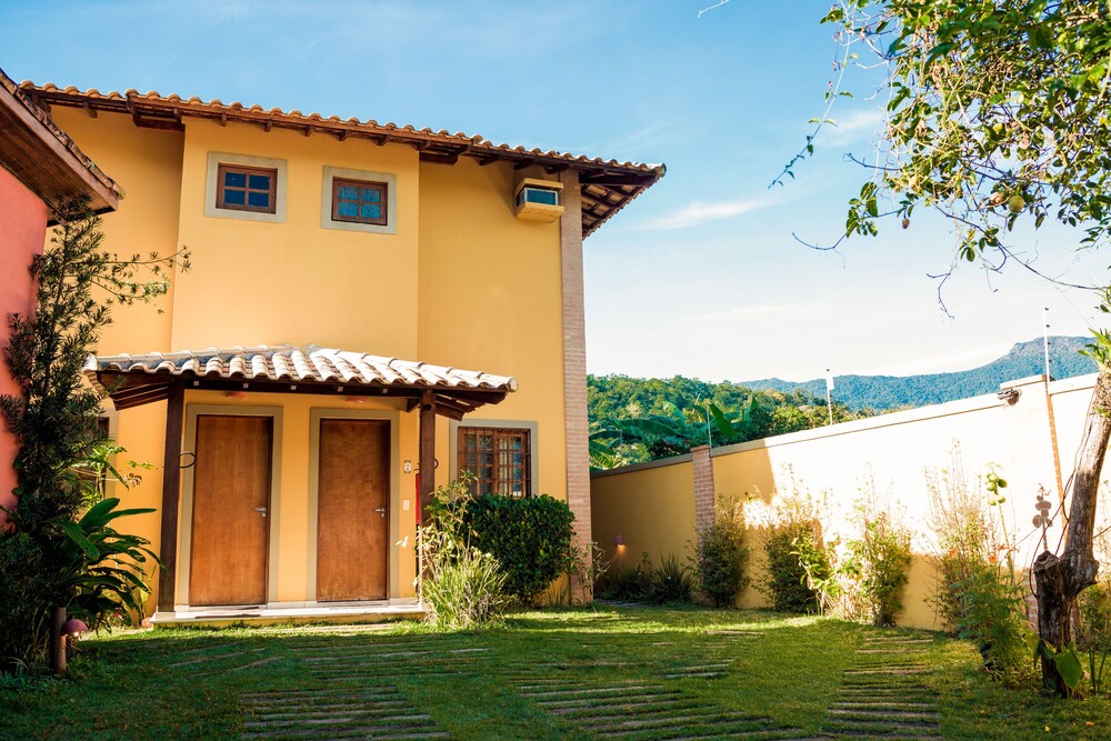 Recanto das Tiribas in Ilhabela, Brazil