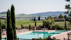 Seasonal outdoor pool