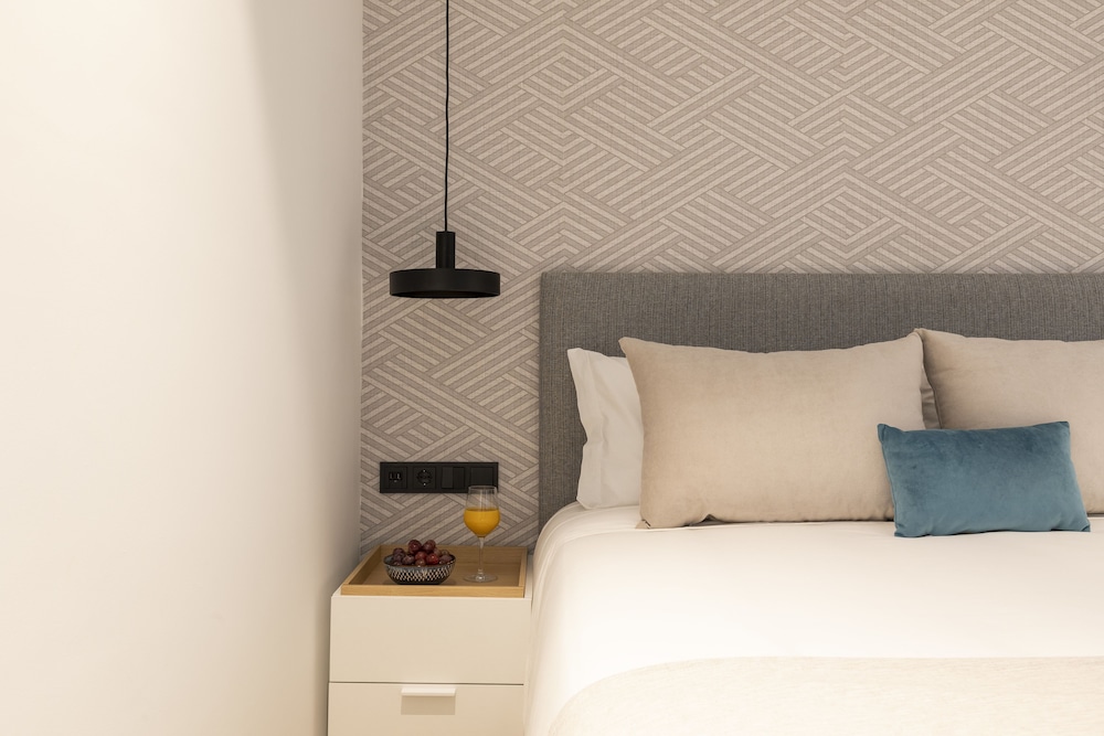 Aspasios Abada Apartments Madrid Esp Aarp Travel Center - 