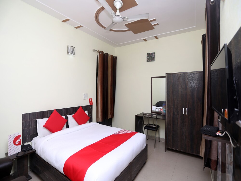 Oyo 19472 Highway Regency In Meerut Hotel Rates Reviews On Orbitz