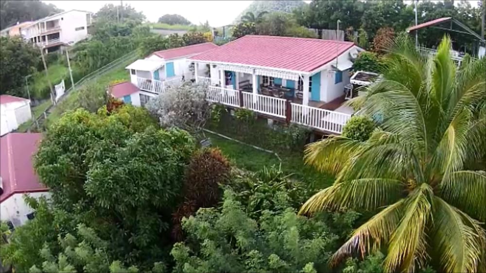 House With 2 Bedrooms In Le Morne Vert With Wonderful Mountain