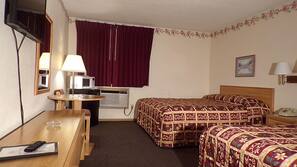 Iron/ironing board, free WiFi, linens, wheelchair access