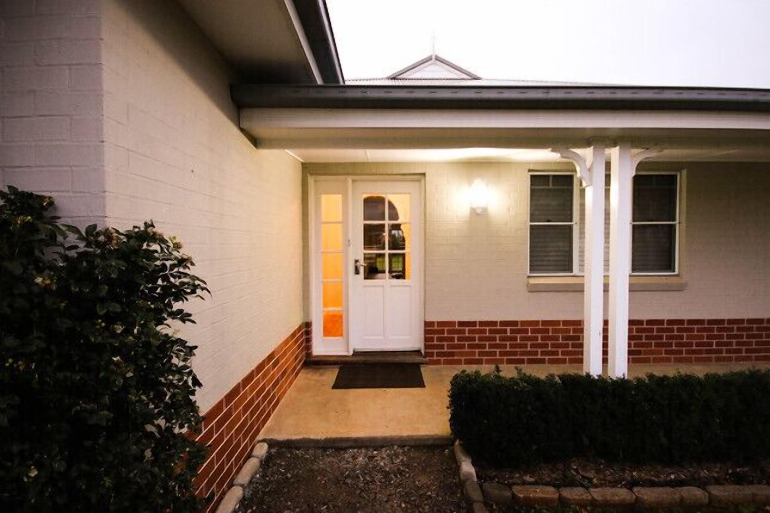 Kurrajong lodge - large luxury home !