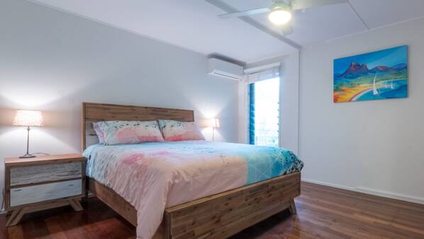 3 bedrooms, iron/ironing board, free WiFi