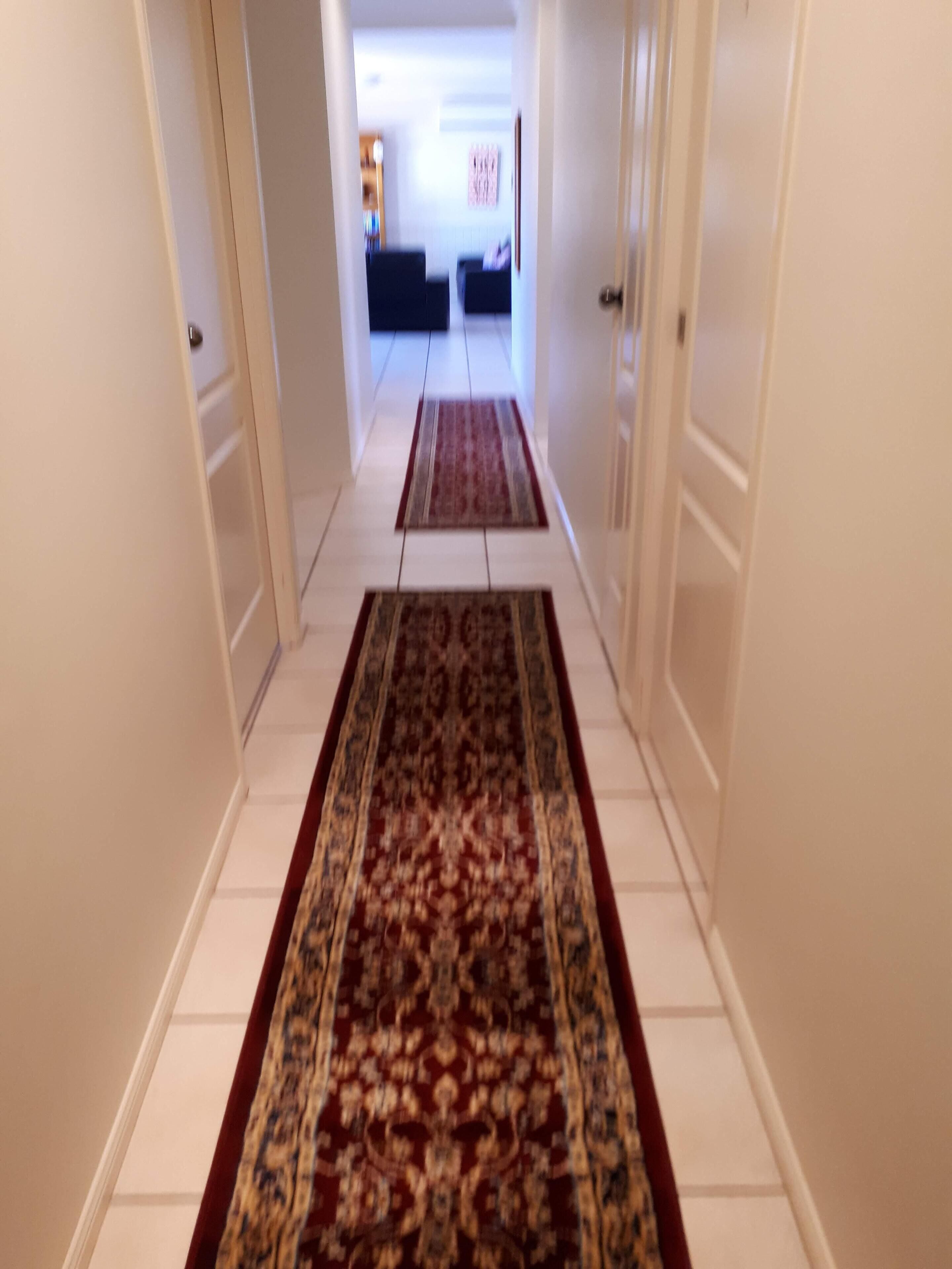 Female Only Stays. Modern Room has Bar Fridge, Kettle & TV, Desk.king Single BED