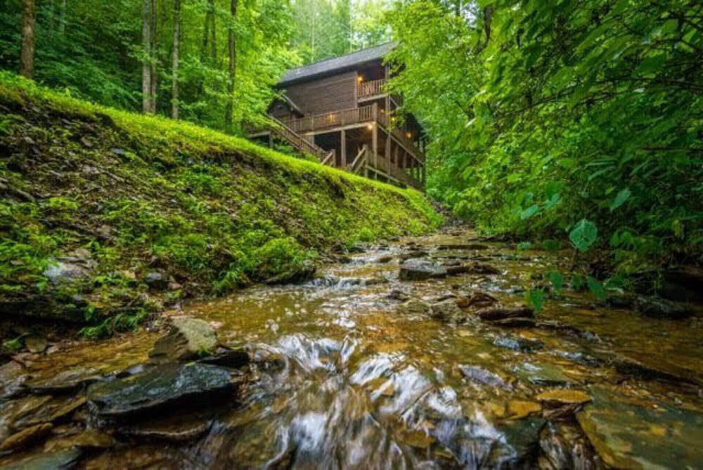 Smoky Mountain Creek Cabin Great Location Easy Access In