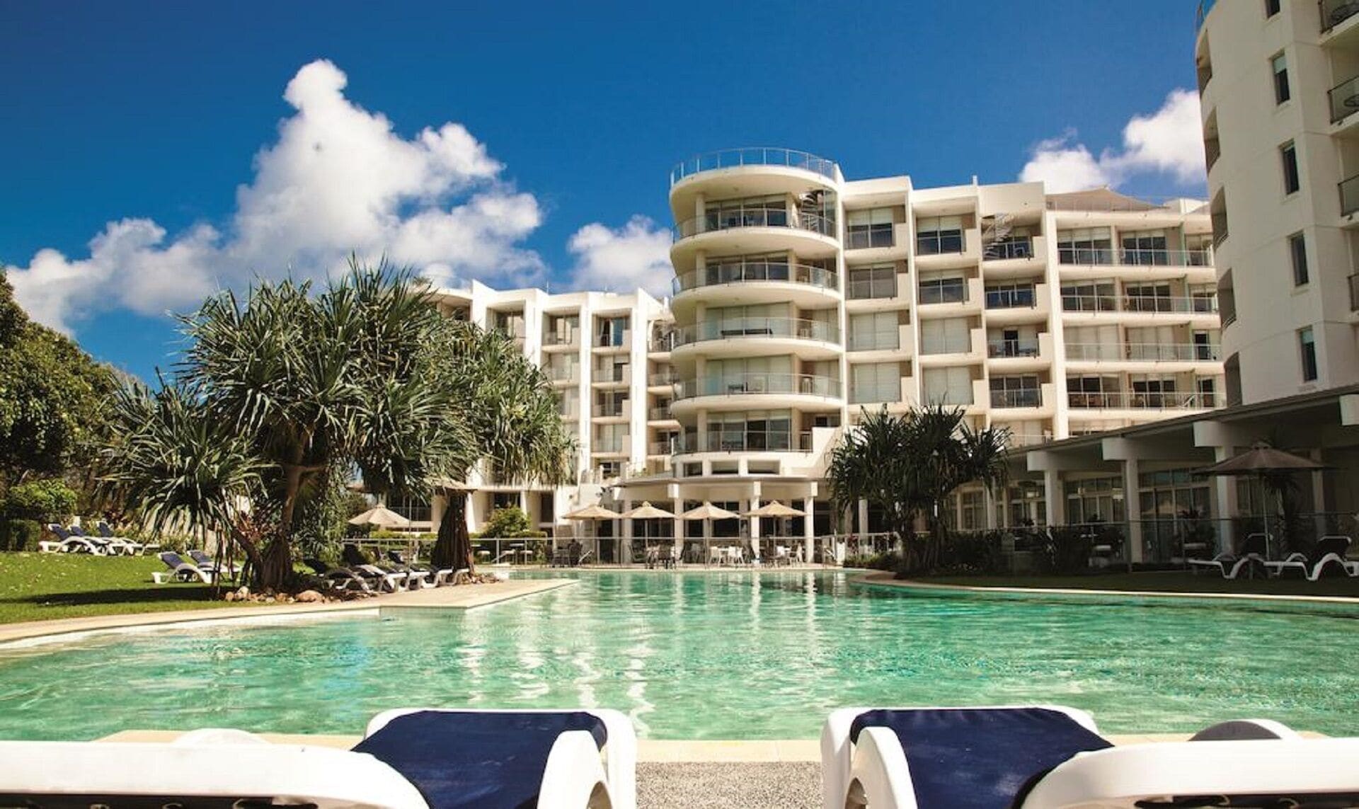 Absolute Beachfront, 3BR, Ramada By Wyndham Marcoola Beach, Marcoola, Australia