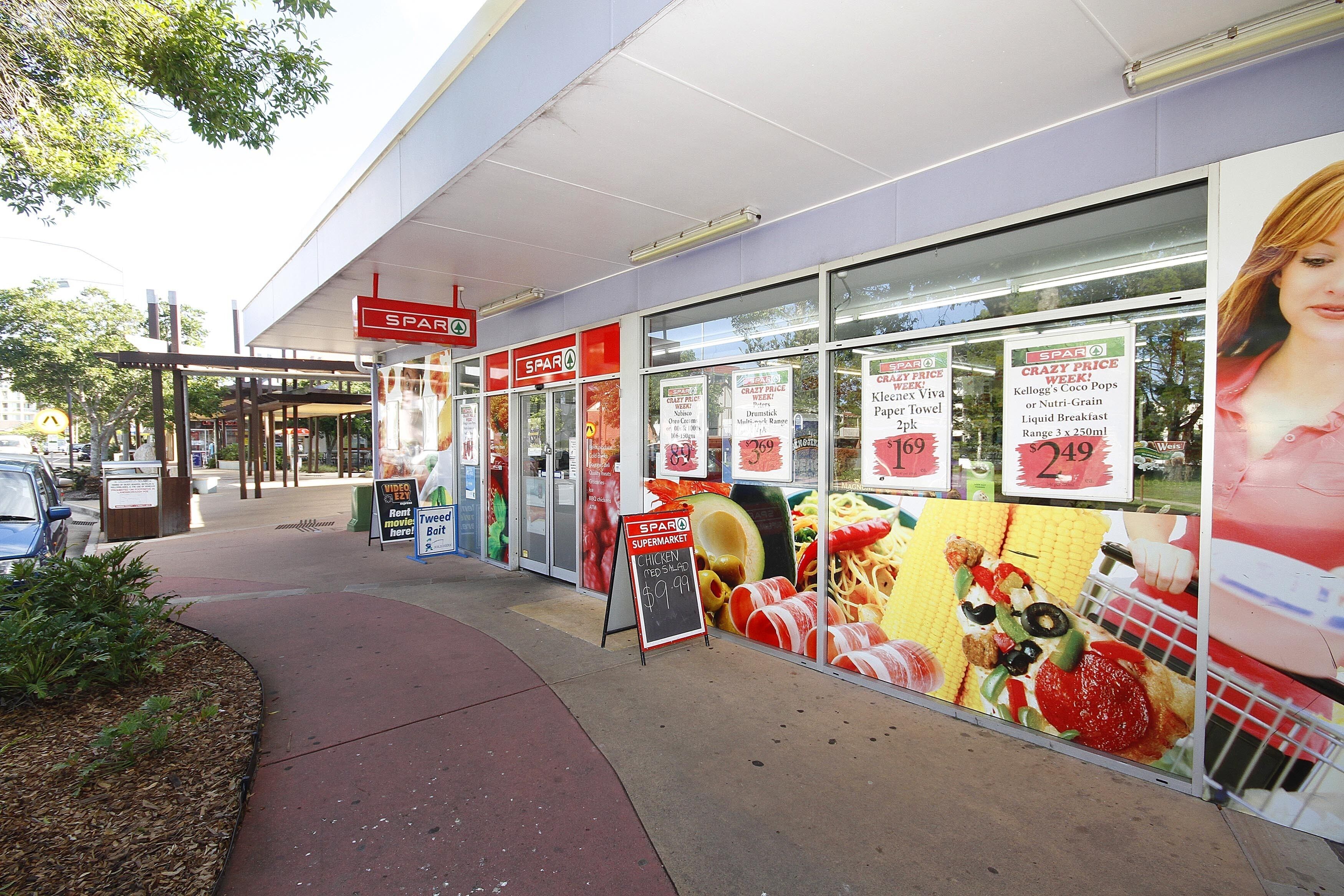 Kennedy Pde 11, Golden Beach