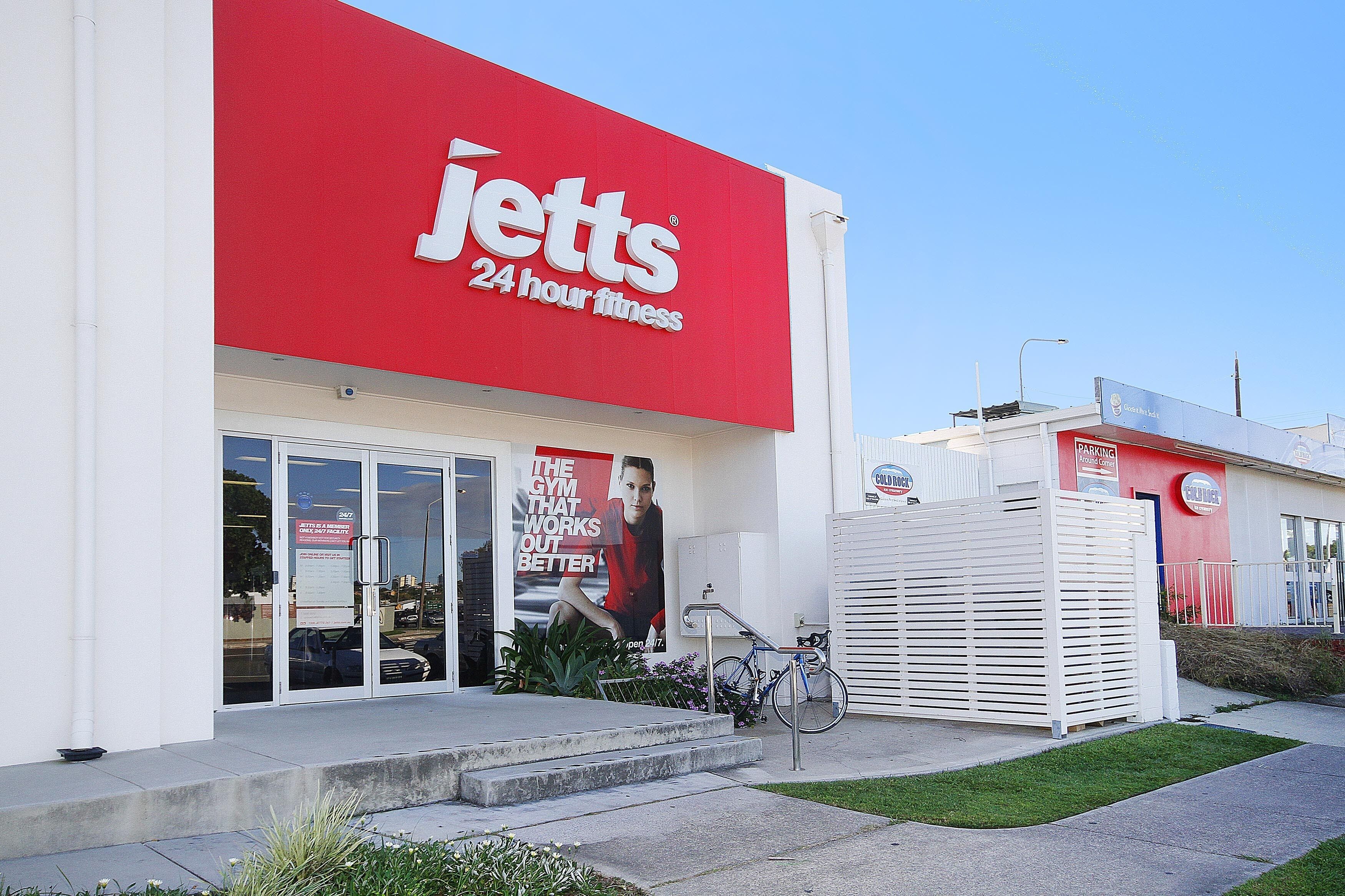 Kennedy Pde 11, Golden Beach