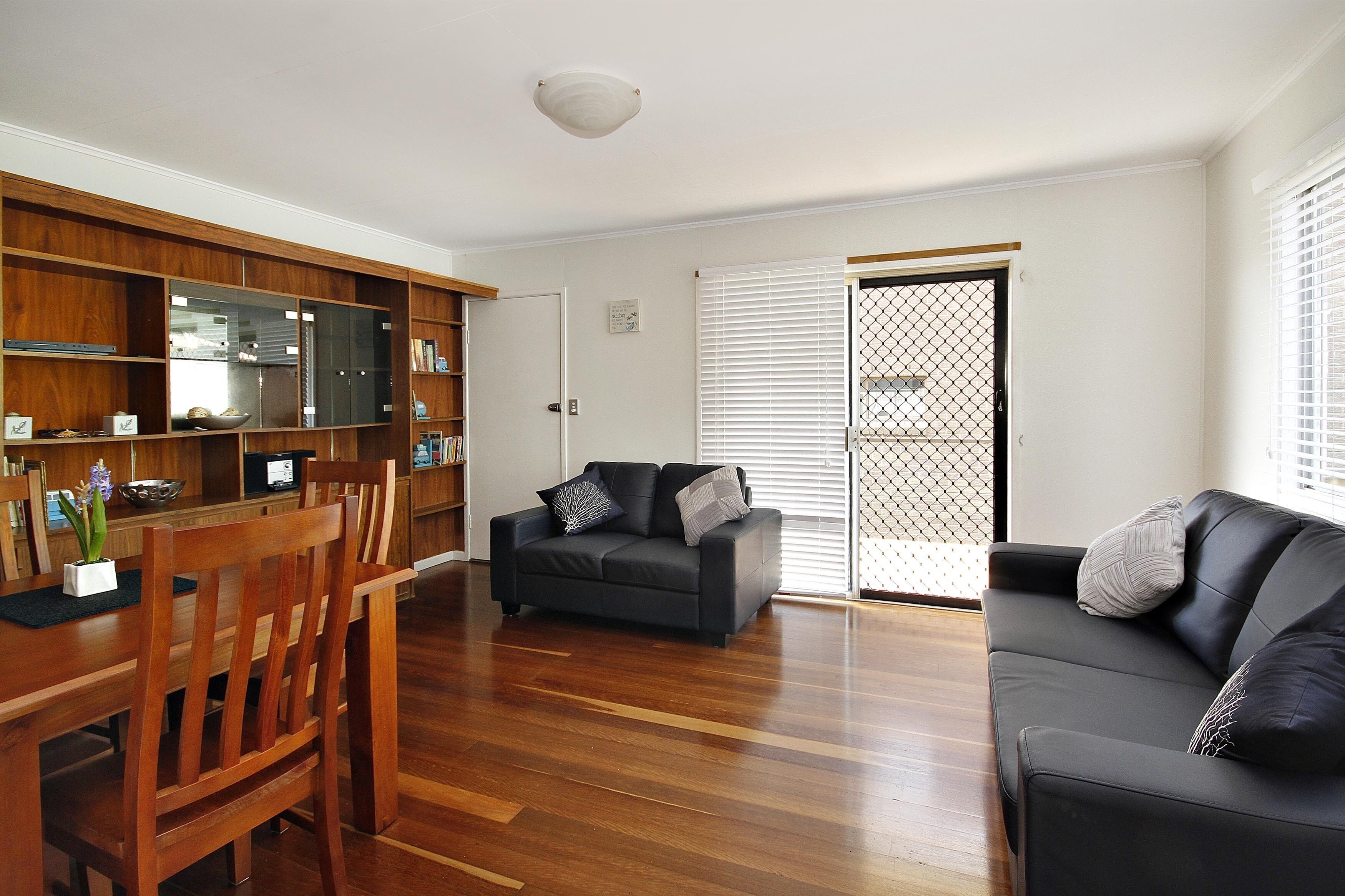 Kennedy Pde 11, Golden Beach