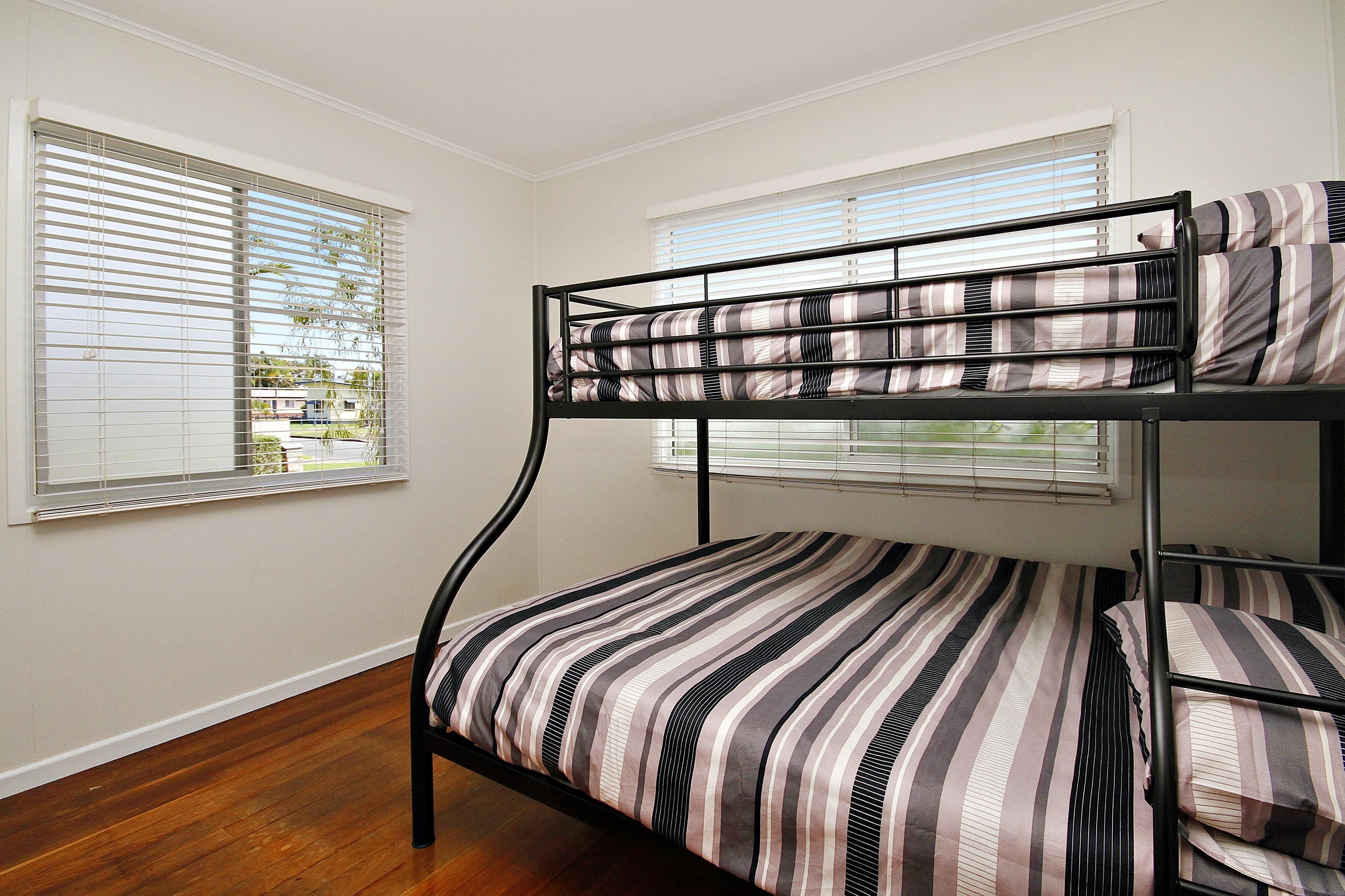 Kennedy Pde 11, Golden Beach