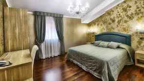 Ropa de cama de alta calidad, minibar, caja fuerte