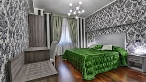 Ropa de cama de alta calidad, minibar, caja fuerte