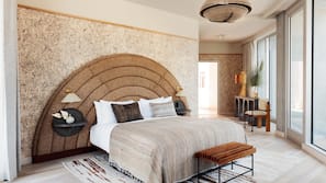Frette Italian sheets, premium bedding, pillow top beds, minibar