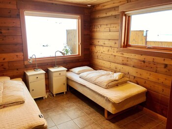 Cedar Log Cabin 4 Bed Golden Circle Iceland Reviews Photos