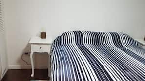 1 bedroom, iron/ironing board, WiFi, linens