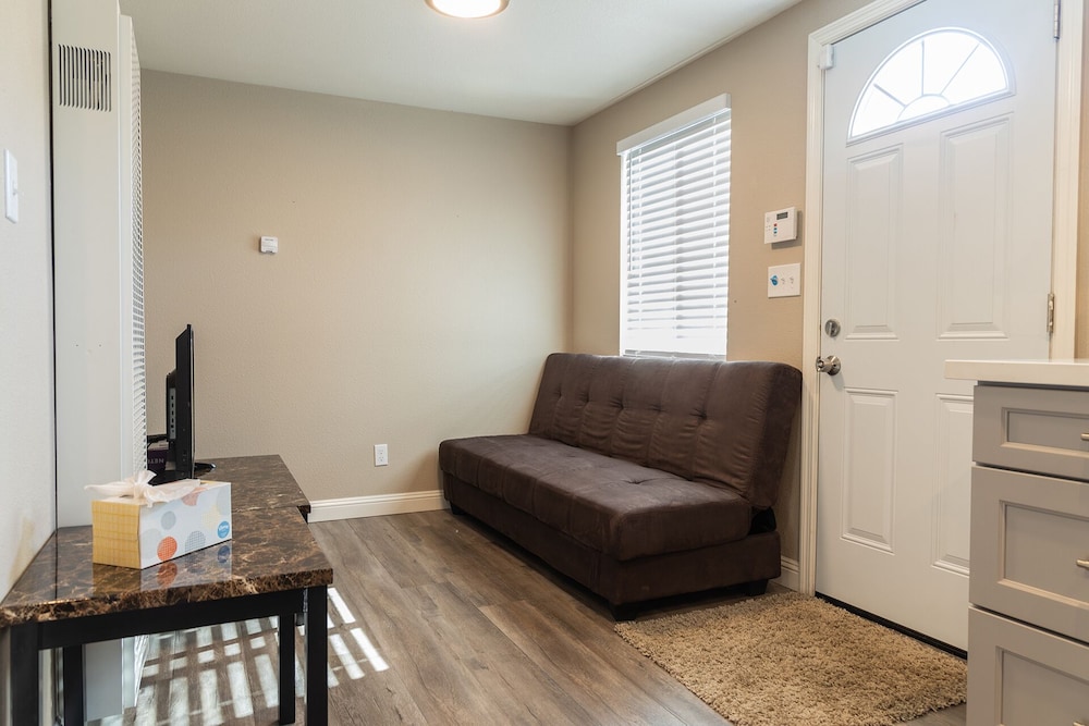 Cozy 1-bedroom in Concord, United States