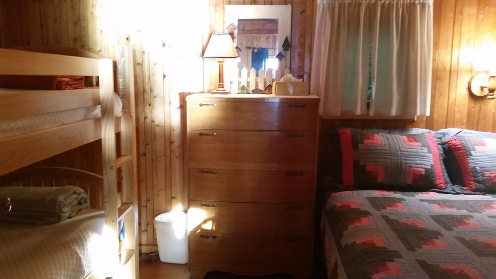 Beautiful waterfront cottage on Keuka Lake Town of Jerusalem Vrbo