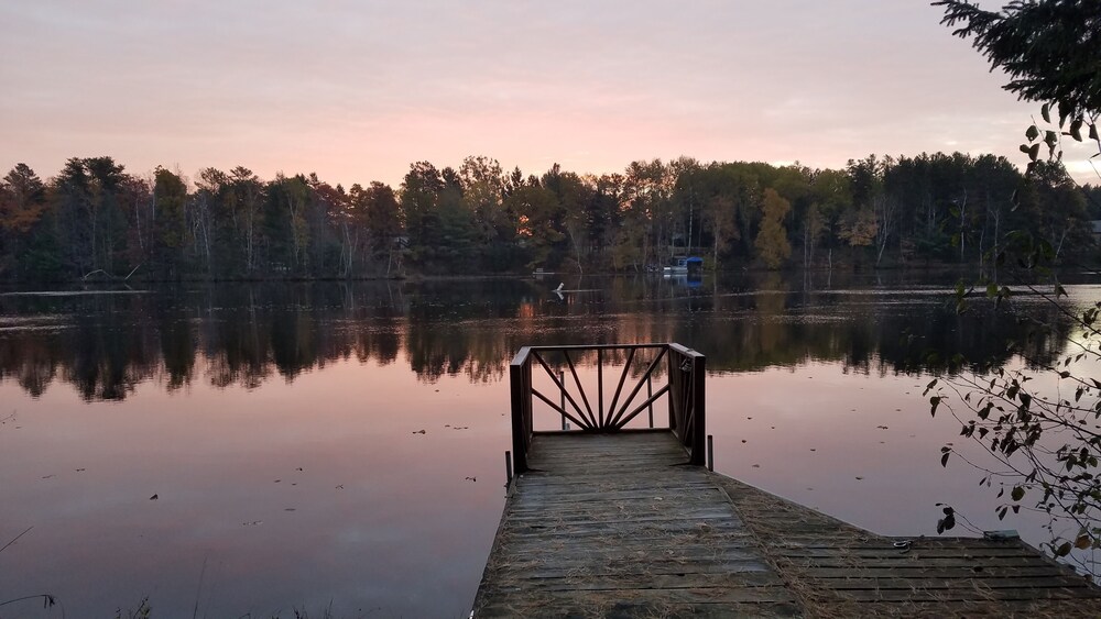 Year round home on WI River/Lake Alice, private dock, on ATV/snowmobile