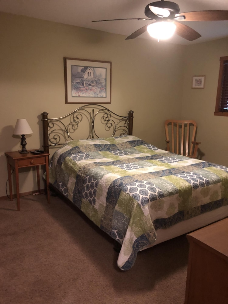 Next to Camelbeach, Outlets,Casino and more Tannersville Vrbo
