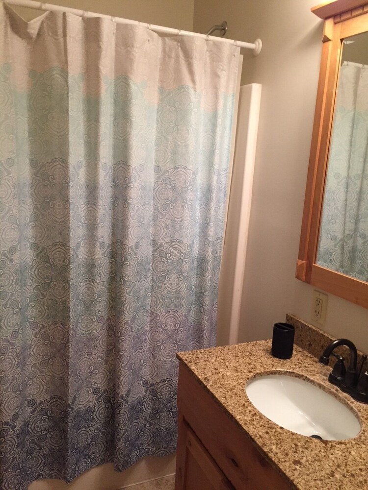 Lake Rental Premier Location on the Lake in Dundee Best