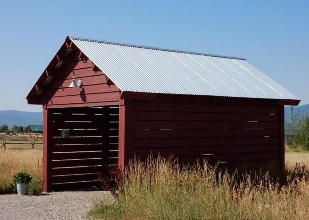 Charming Mountain Home on 2 Acres in Picturesque, ID  #680tetonvalley