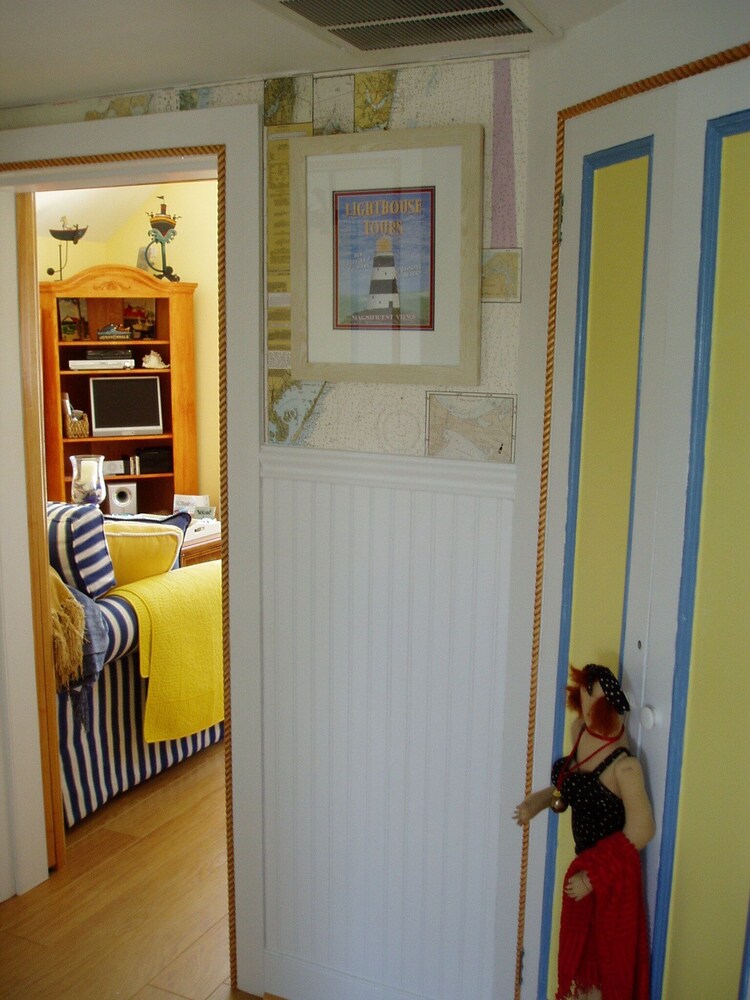 Secluded Beach Town Along the Jersey Shore. Close to Everything