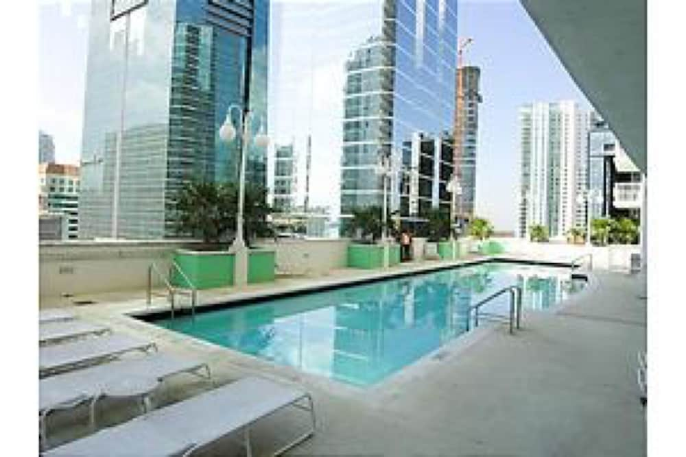 Huge 1  Bedroom 2 king beds Brickell