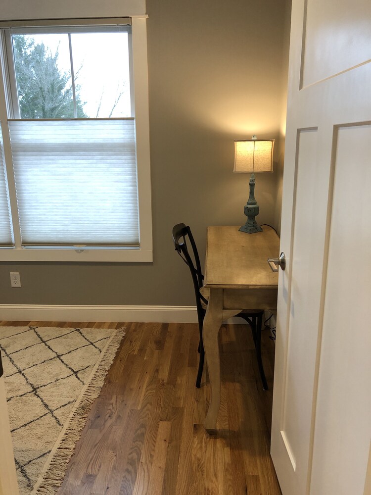Spacious, new home minutes from downtown Asheville