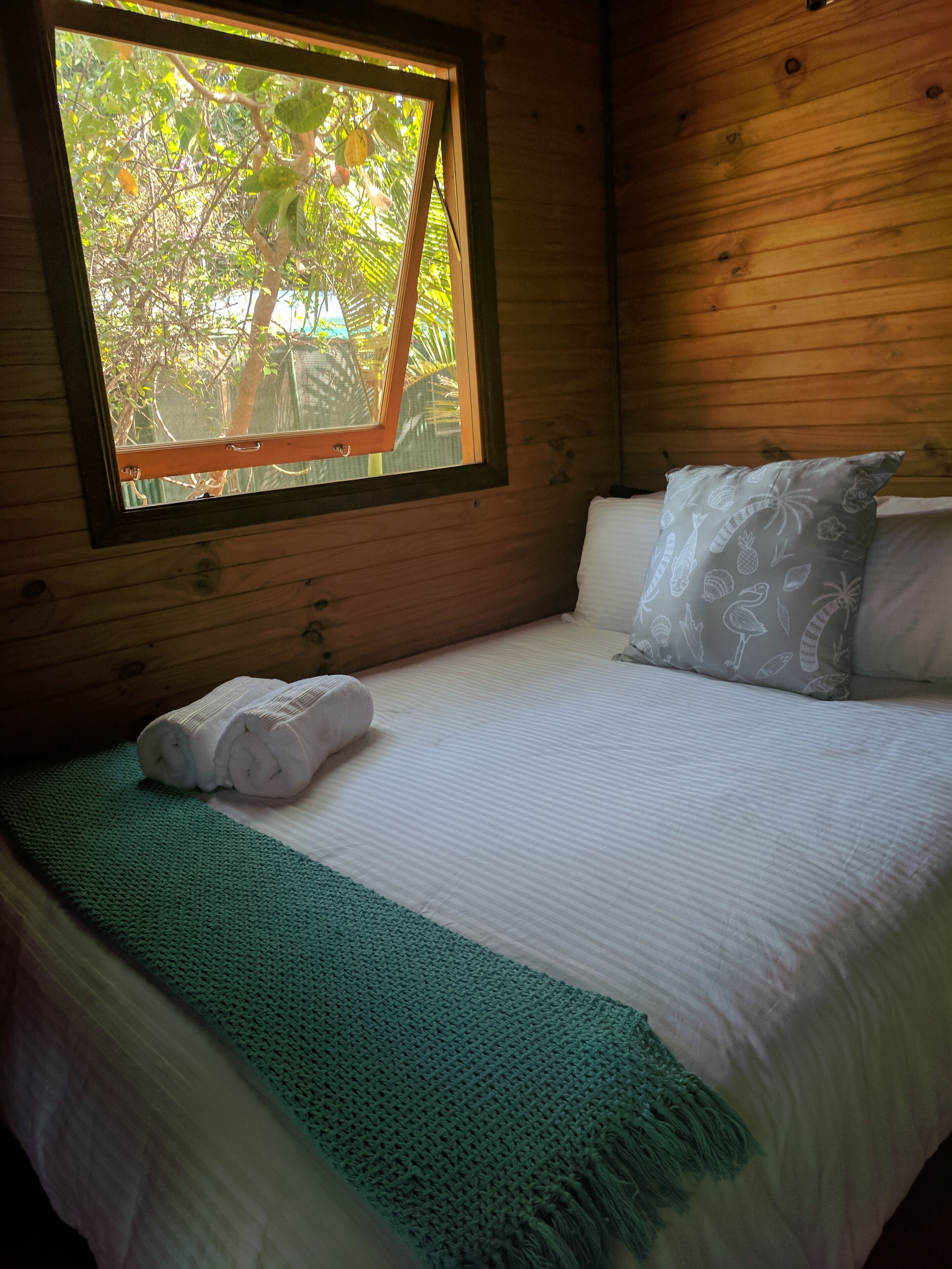 Mango Cottage Magnetic Island_sleeps 6