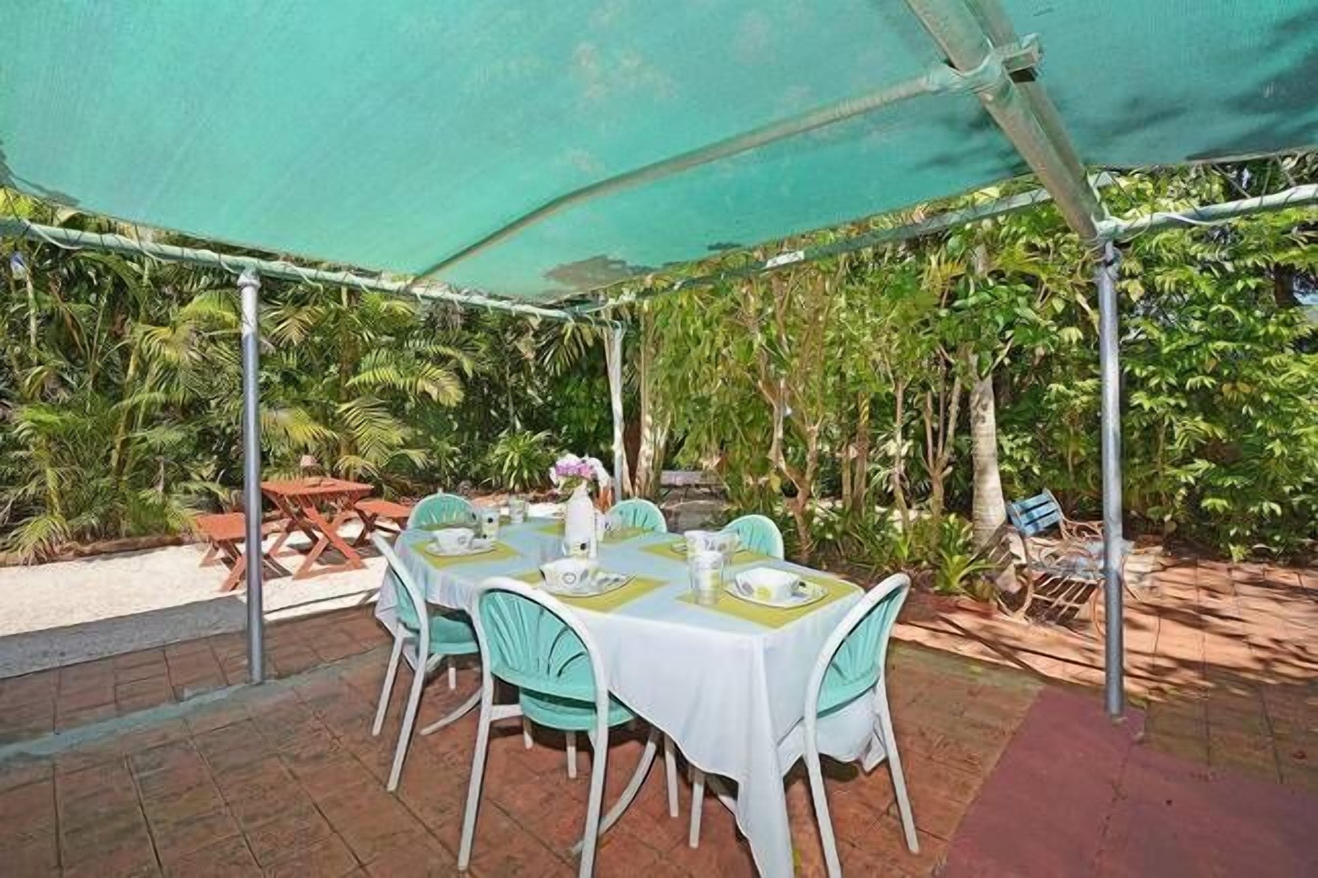 Humpty Doo HomeStay Cottage