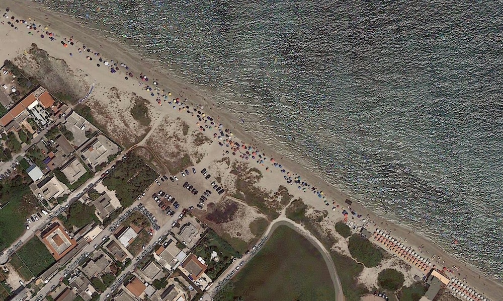 House With Garden 50m From The Sea Spiaggiabella Kite Spot