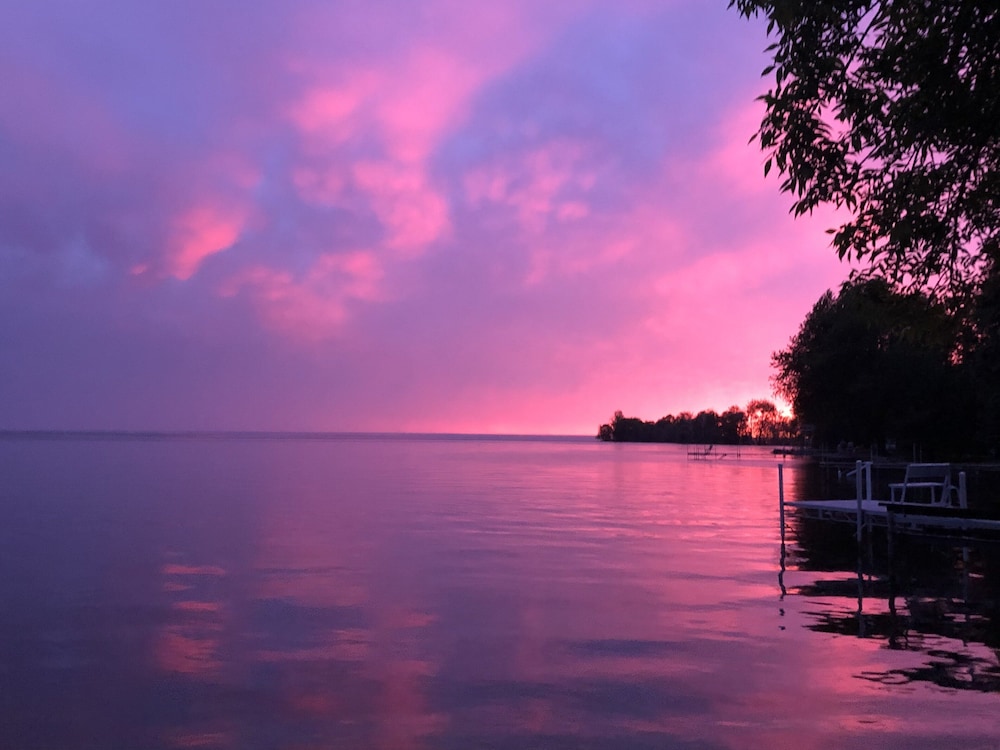 Waterfront Swedishstyle Log Cabin on Sand Bay, Door County Moonlight