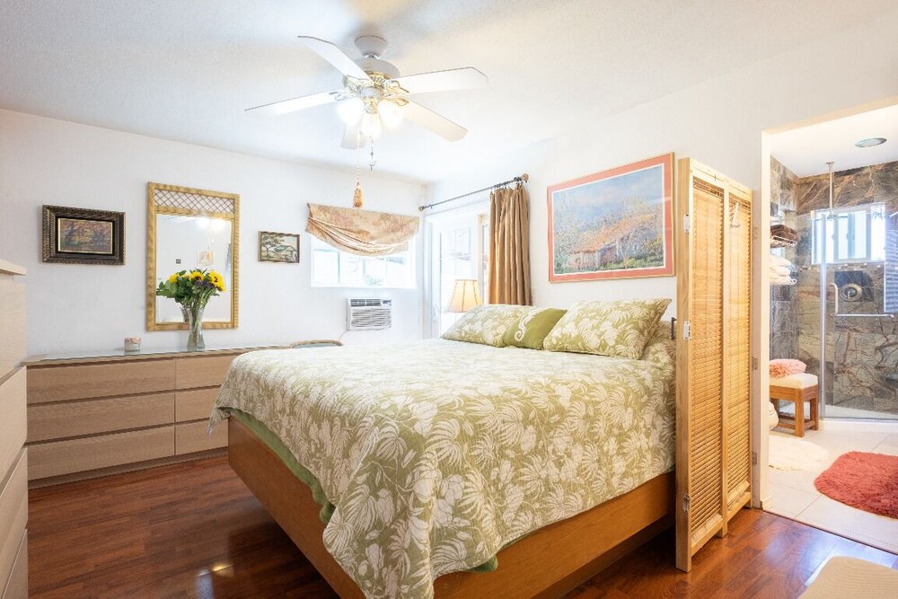 Darling Cape Cod Style Beach Cottage Sleeps 6 In Imperial