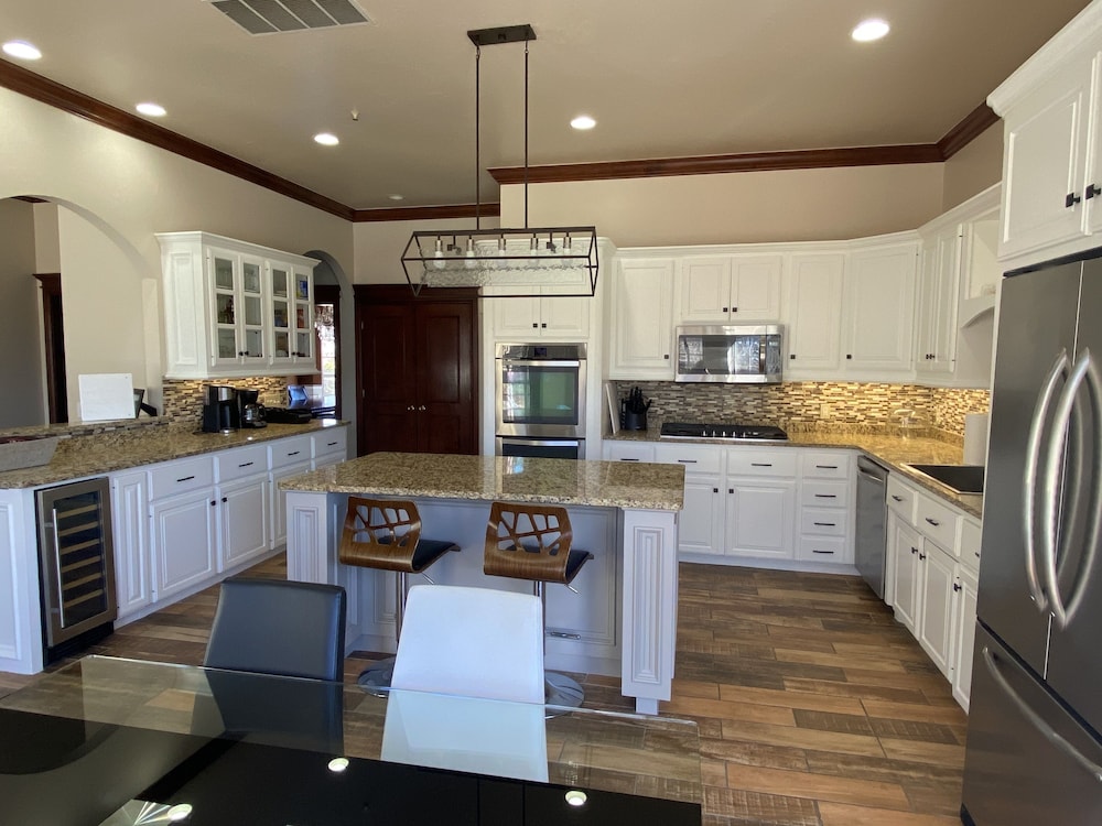 Spacious home near I-35 in Edmond