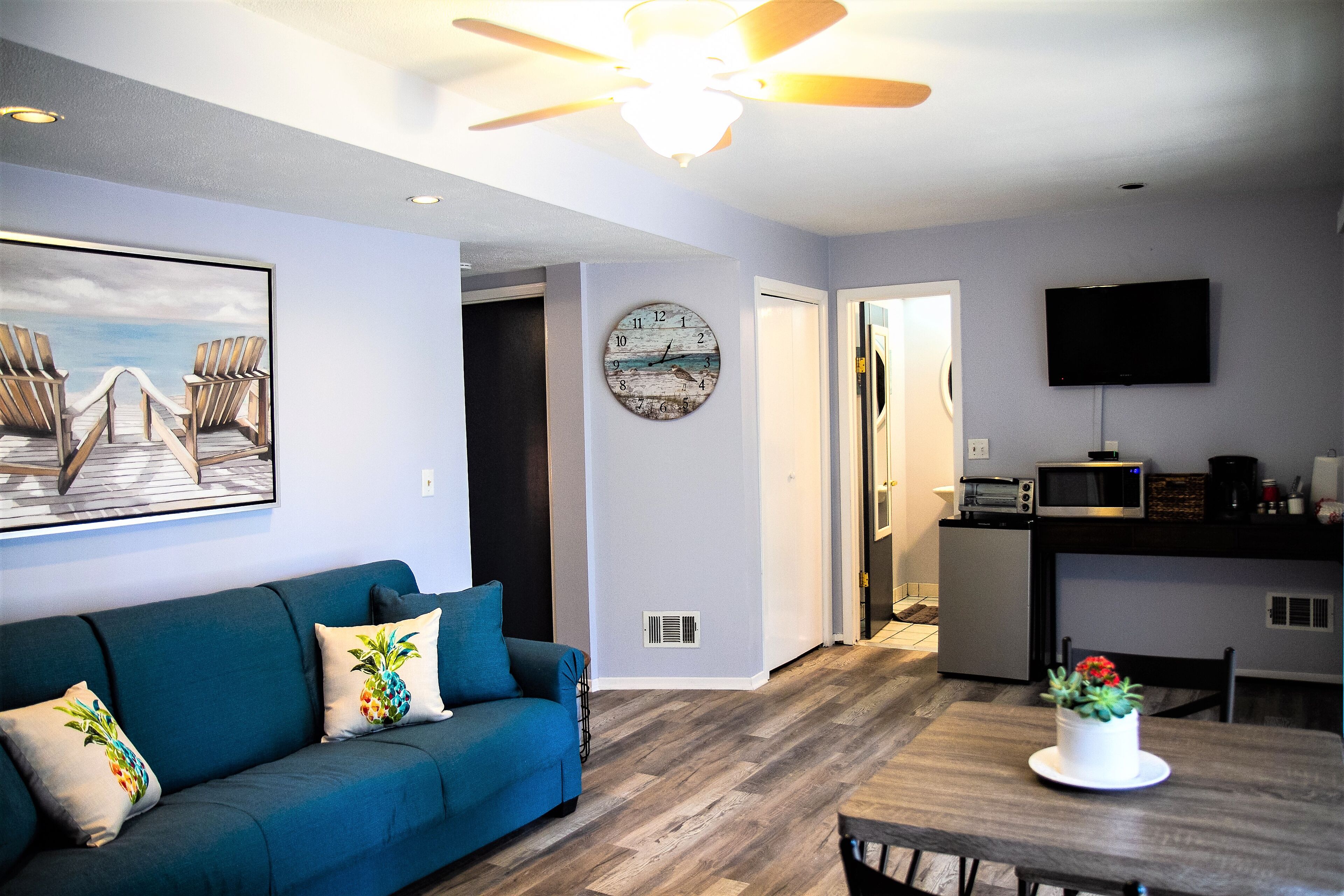 The Poolside Getaway W Kitchenette Safe Location In Cartersville