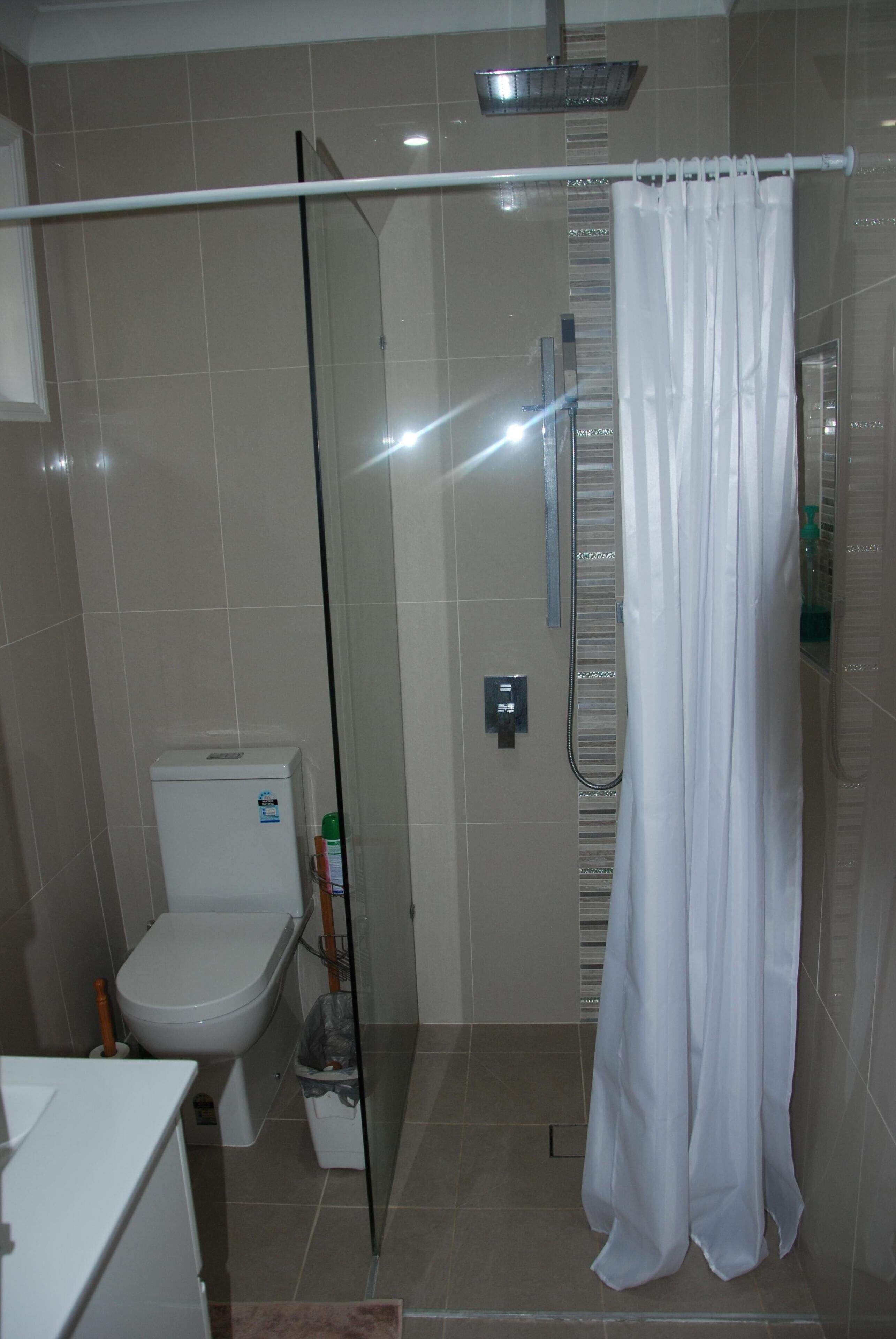 Comfortable Quiet and Secure Location Midway Between Brisbane CBD and Gold Coast