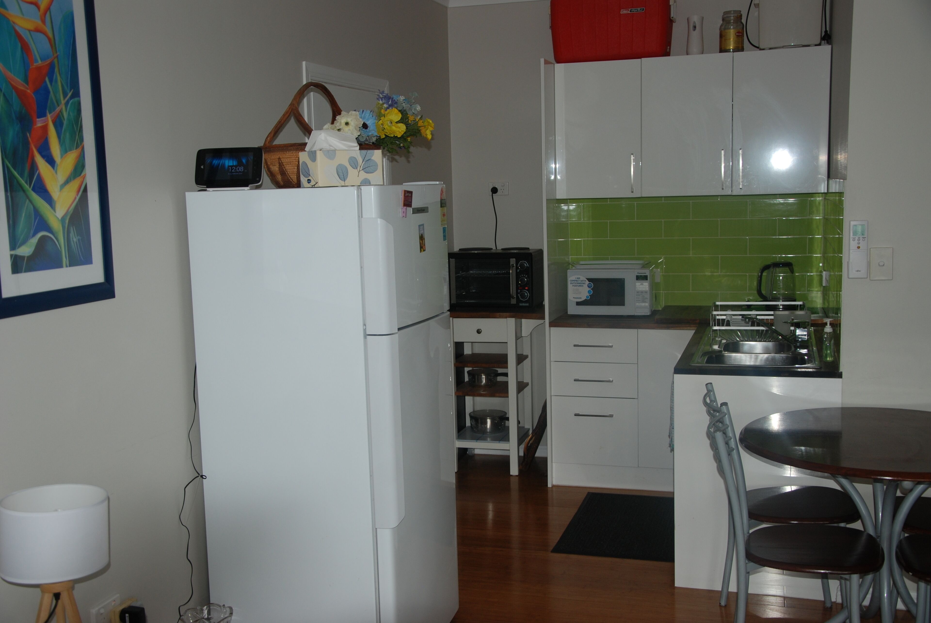 Comfortable Quiet and Secure Location Midway Between Brisbane CBD and Gold Coast