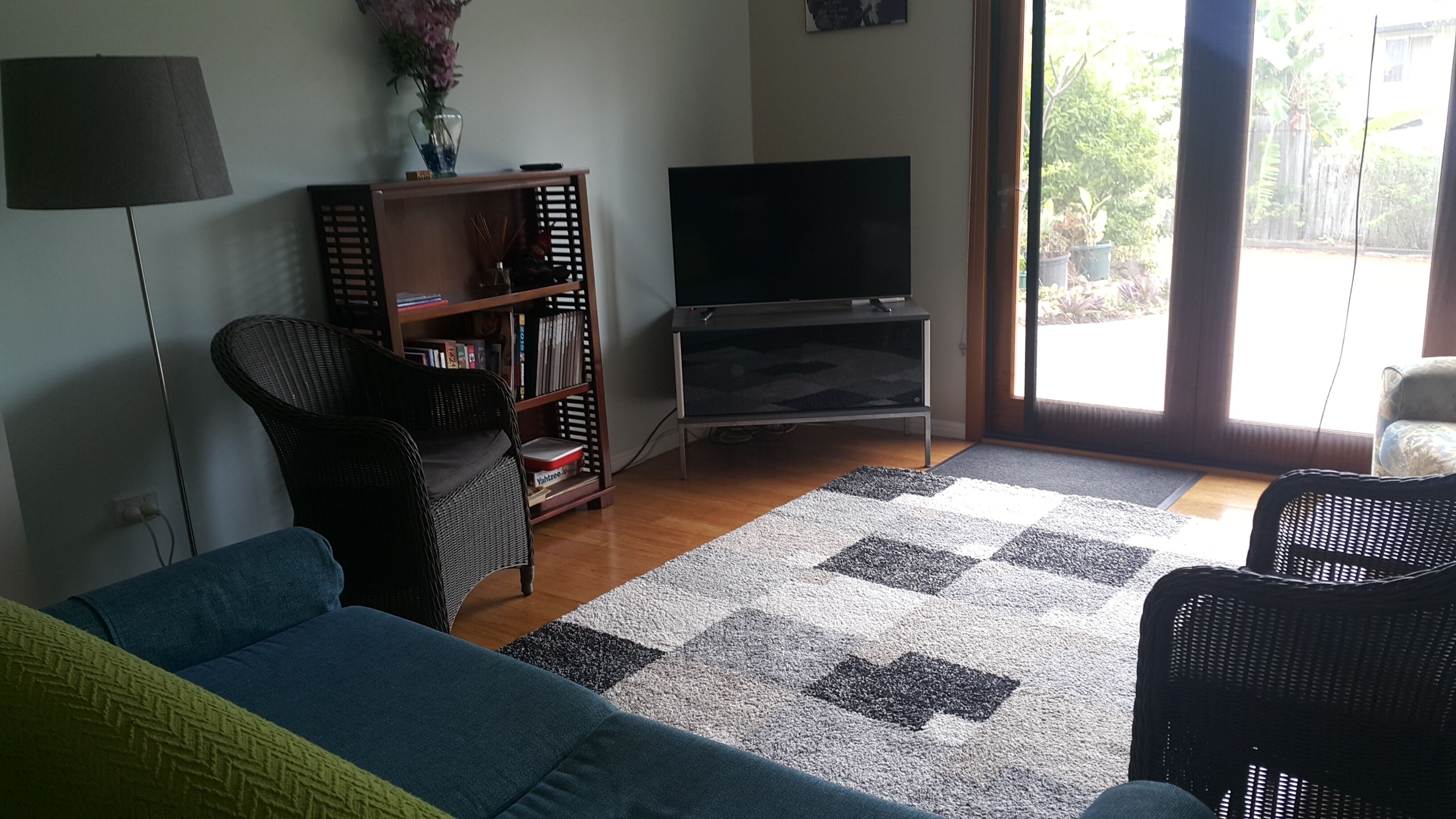 Comfortable Quiet and Secure Location Midway Between Brisbane CBD and Gold Coast