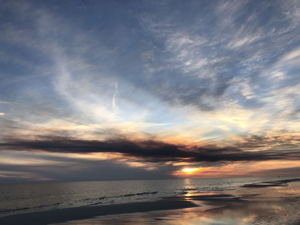 Luxury at it's finest! Penthouse unit overlooking the beautiful Gulf of Mexico!