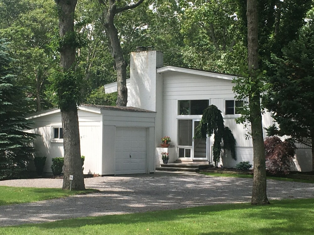 Great Location Heated Salt Water Pool Walk to Village Westhampton Vrbo