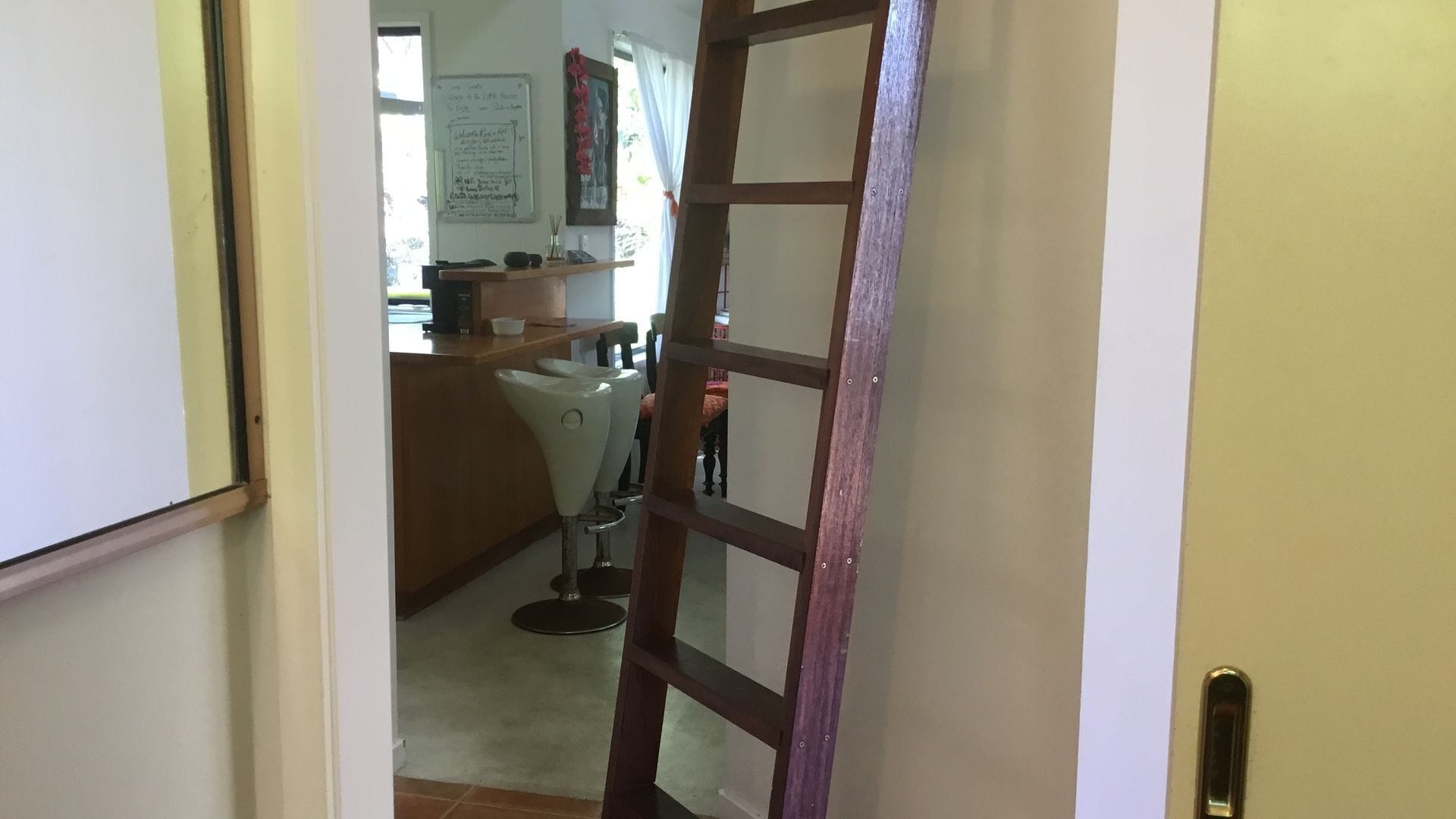 Shellies On The Beach LITTLE HOUSE