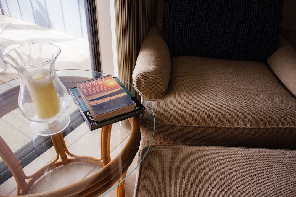 Beachfront Get Away • Perfect for Couples Palm Island Vrbo