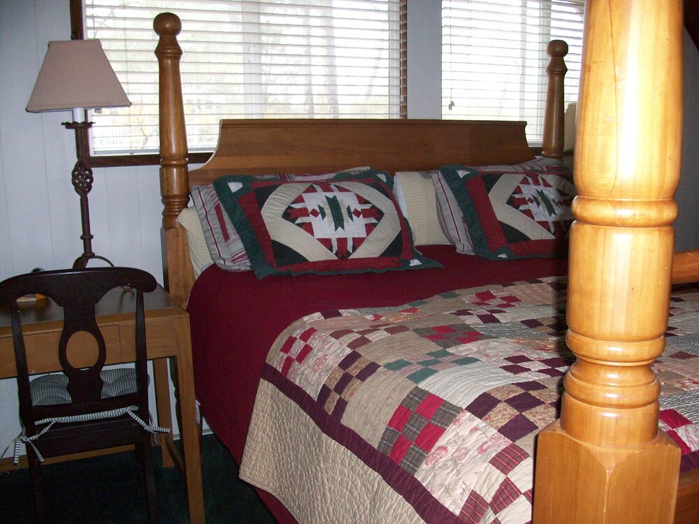 Waterfront w/ Private Dock & Beach, 4 Bedrooms. VIEW! Copperopolis Vrbo