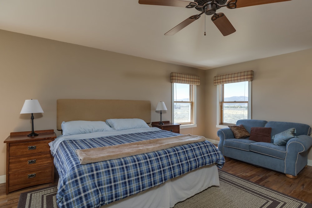 Amazingly  Beautiful  Large Teton Valley Home