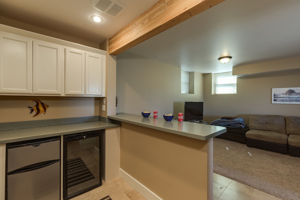 Amazingly  Beautiful  Large Teton Valley Home