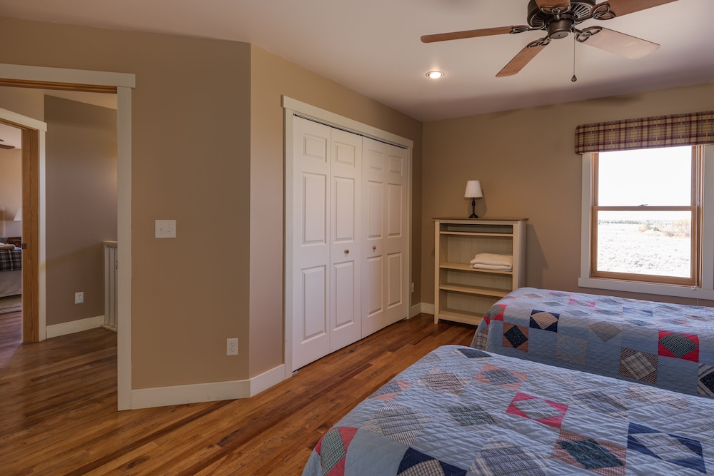 Amazingly  Beautiful  Large Teton Valley Home